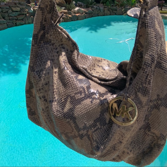 XL Michael Kors python snake skin leather chain-link shoulder bag stunning!!! - Picture 8 of 12